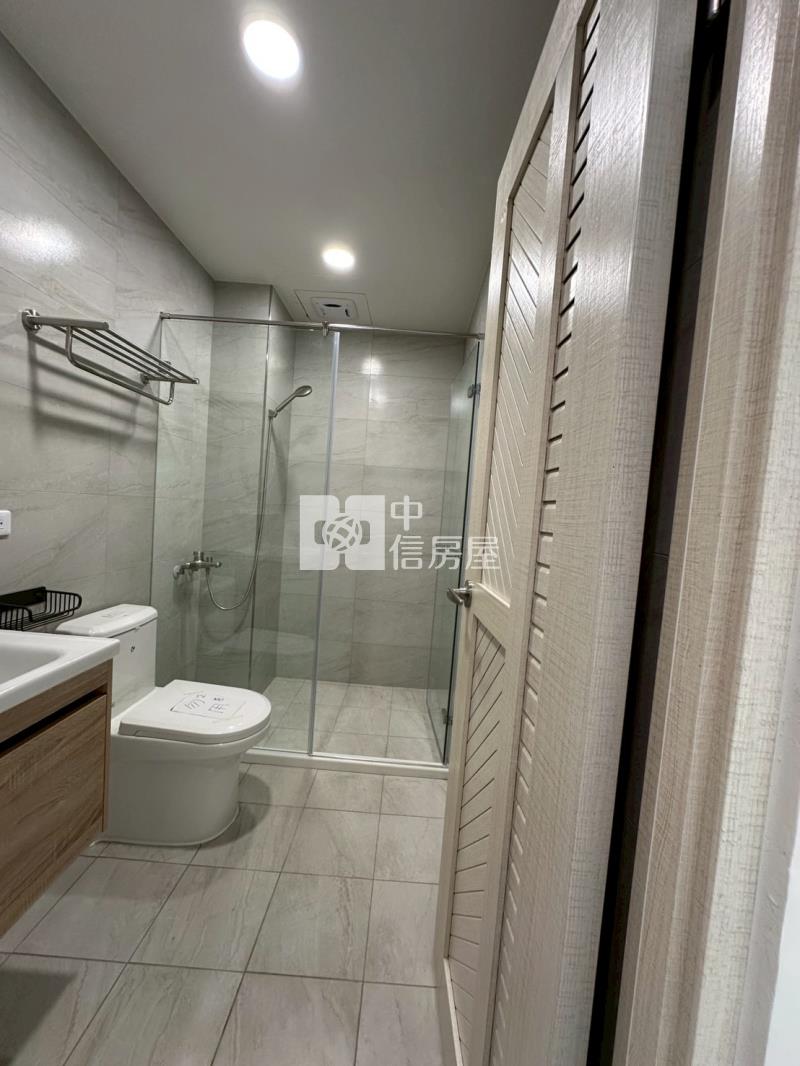 高雄大寮整新明亮透天房屋室內格局與周邊環境