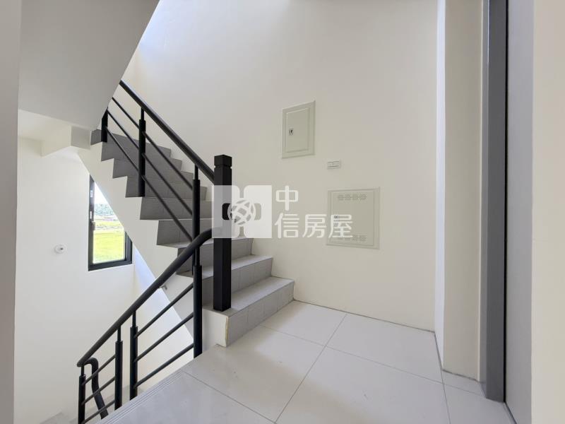 礁溪大坪數電梯透天房屋室內格局與周邊環境