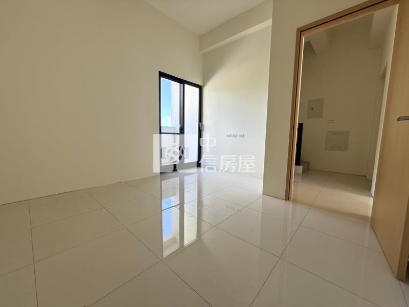 礁溪大坪數電梯透天房屋室內格局與周邊環境