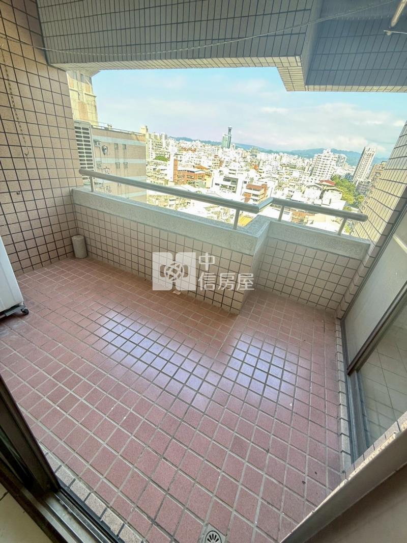 興大學府商圈採光四房+類平車房屋室內格局與周邊環境