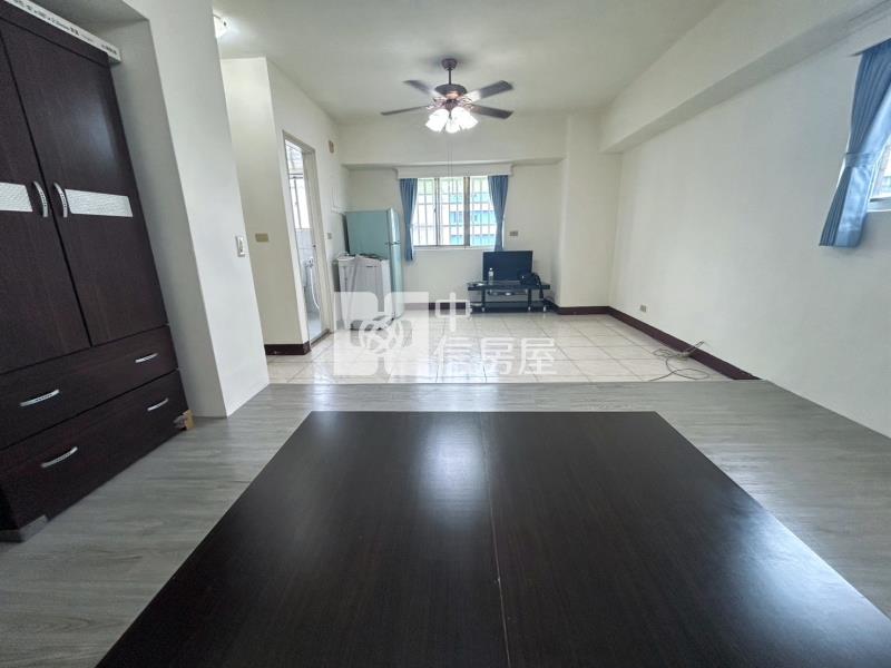 A22捷運大套房房屋室內格局與周邊環境