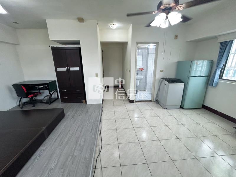 A22捷運大套房房屋室內格局與周邊環境