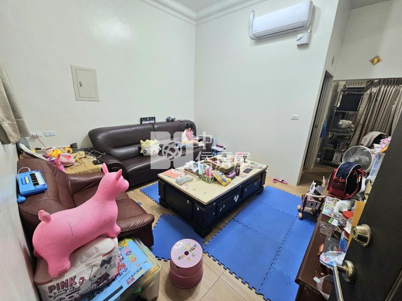 鄰近華勛市場大面寬7房透天厝房屋室內格局與周邊環境