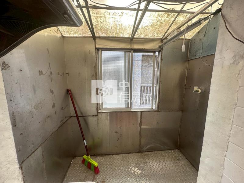 ▲暖暖明亮三樓房屋室內格局與周邊環境