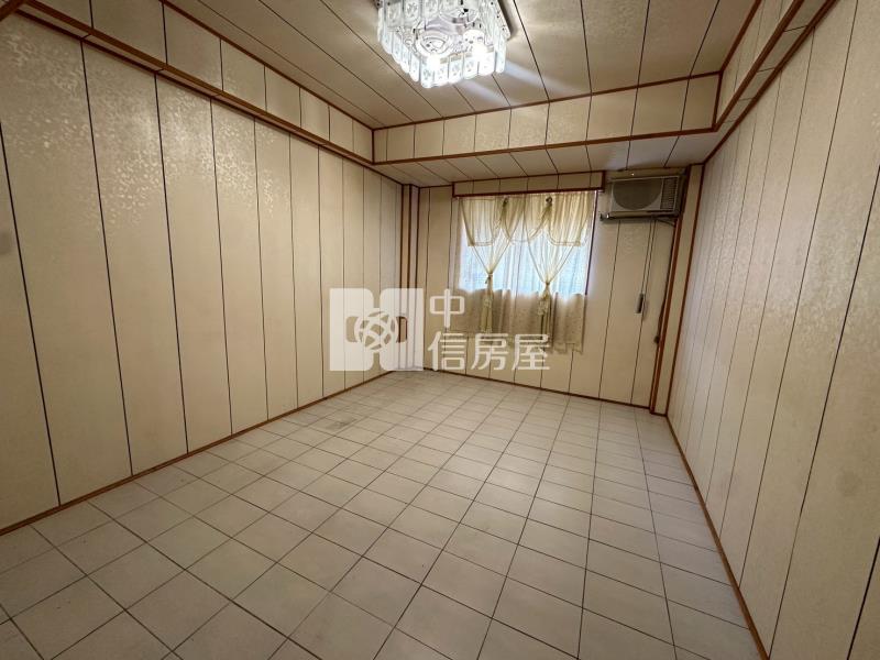 ▲暖暖明亮三樓房屋室內格局與周邊環境