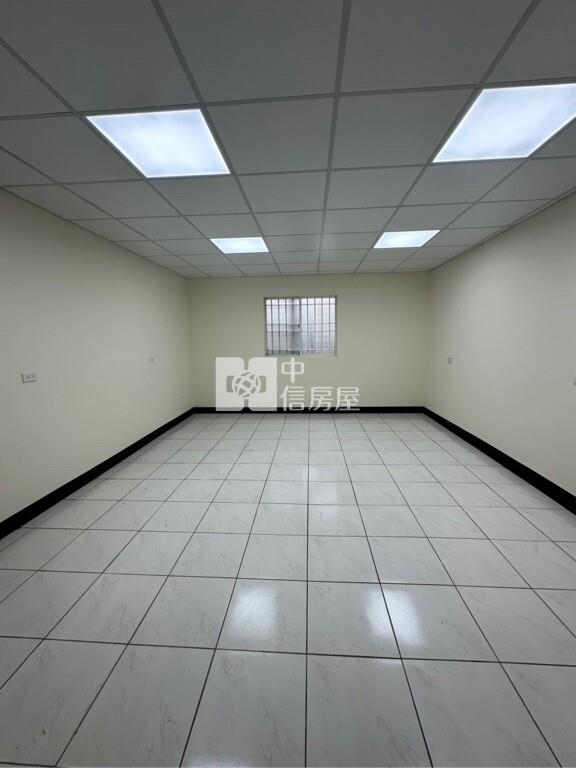 南勢重劃區全新整理三車位店墅房屋室內格局與周邊環境