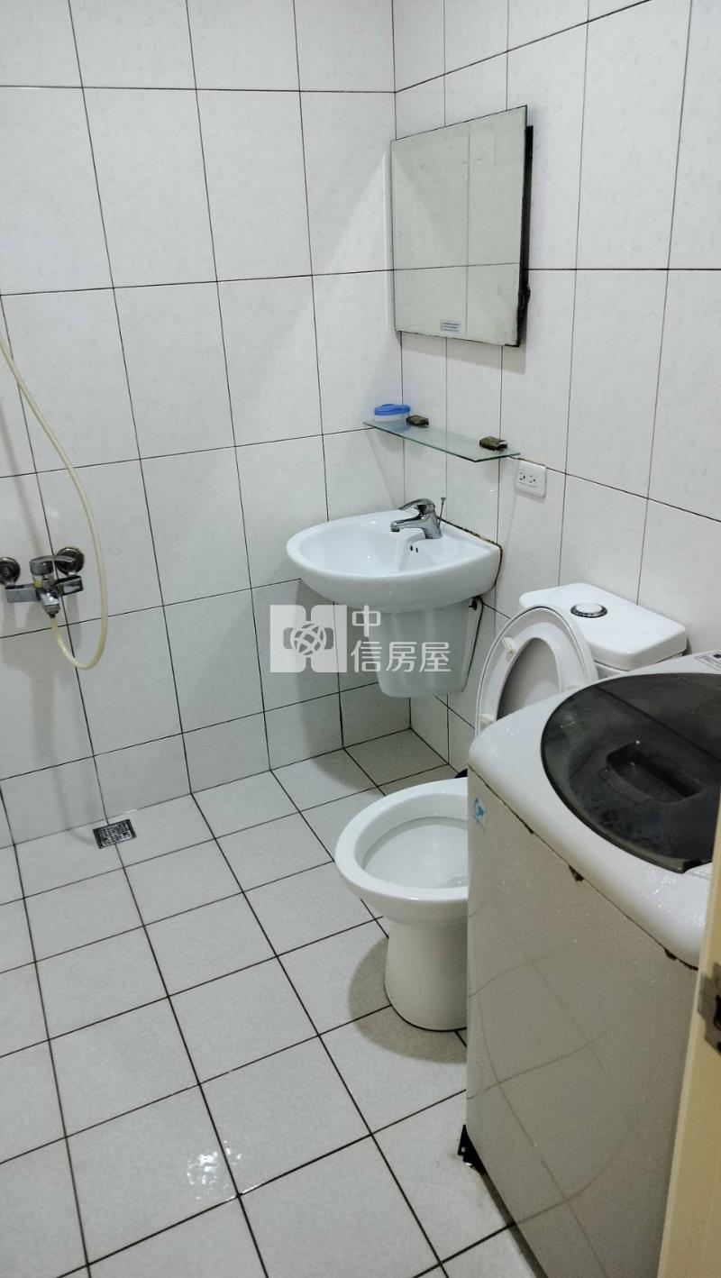 台九省道雙面路黃金店面房屋室內格局與周邊環境