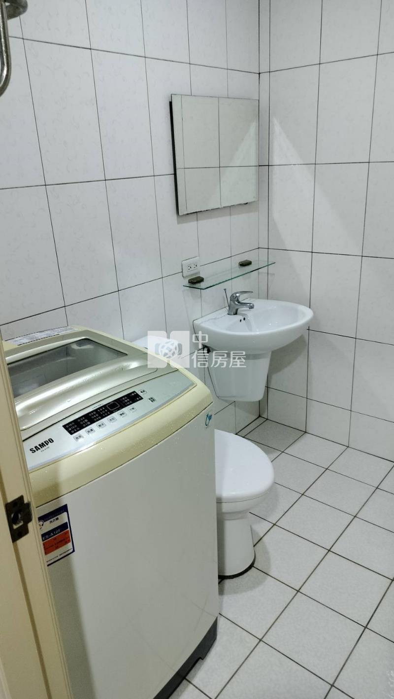 台九省道雙面路黃金店面房屋室內格局與周邊環境