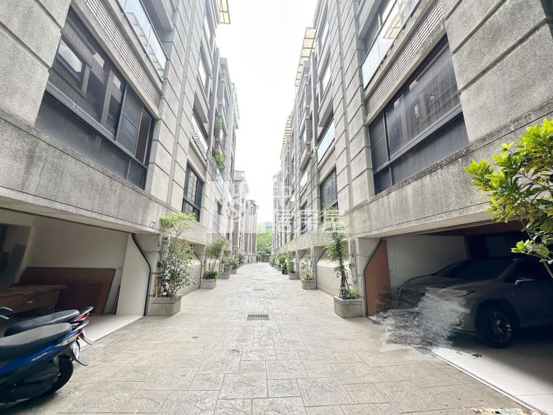 大溪閱讀翡冷翠渡假電梯別墅房屋室內格局與周邊環境