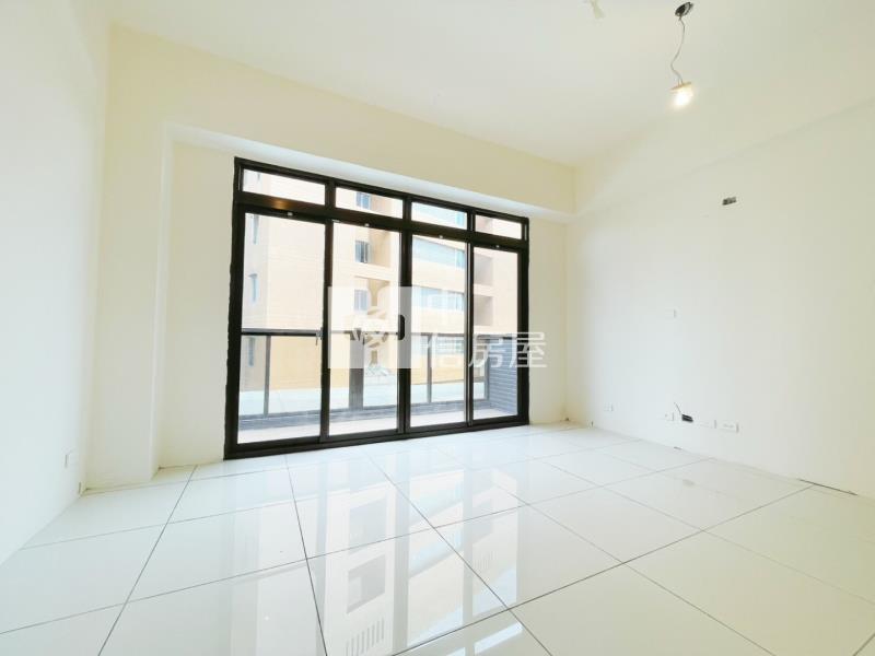 龜山復興苑~D棟全新1房(有露臺約定專用)房屋室內格局與周邊環境