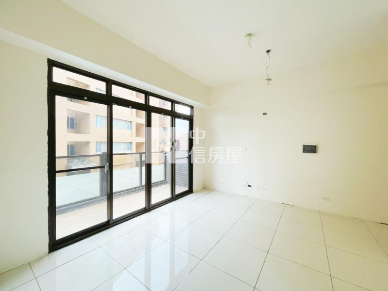 龜山復興苑~D棟全新1房(有露臺約定專用)房屋室內格局與周邊環境