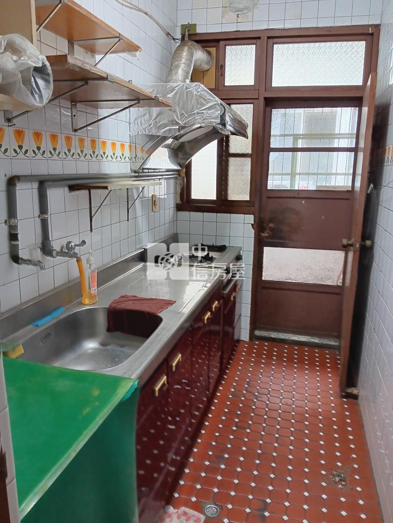 火車站前美公寓房屋室內格局與周邊環境