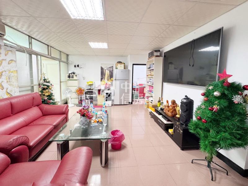 近66平鎮高中漂亮公寓房屋室內格局與周邊環境