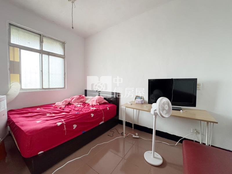 近66平鎮高中漂亮公寓房屋室內格局與周邊環境