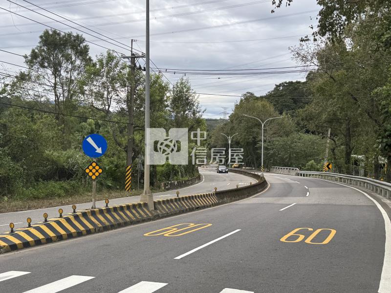 中豐公路台3線旁美農地房屋室內格局與周邊環境