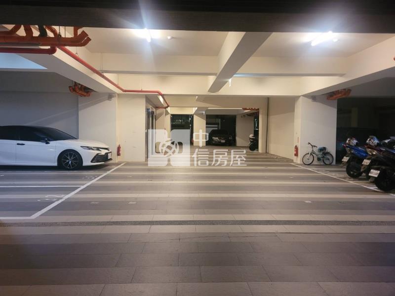 南科彩繪大三房平車房屋室內格局與周邊環境