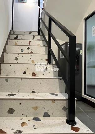 屏東總商圈透天收租6套房房屋室內格局與周邊環境