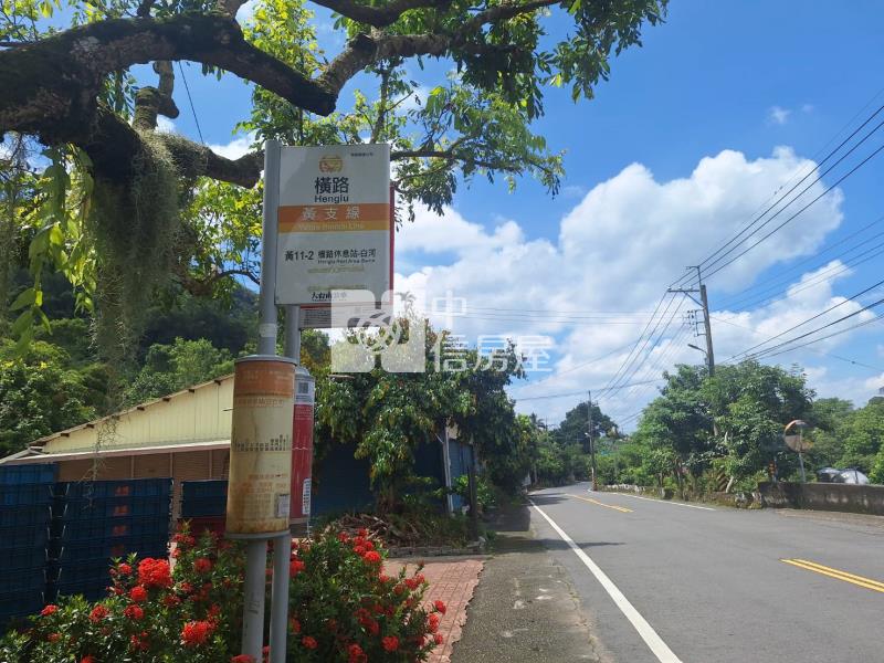東山咖啡公路旁休閒美農地房屋室內格局與周邊環境