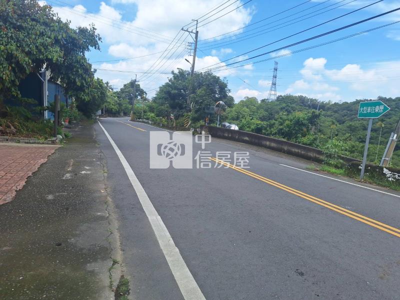 東山咖啡公路旁休閒美農地房屋室內格局與周邊環境