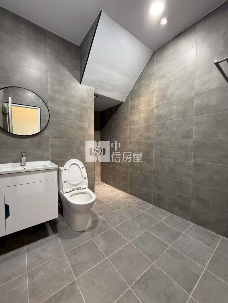 布袋觀光漁港旁透天房屋室內格局與周邊環境