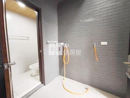 屏東房屋-長治輕屋齡孝親車墅房屋室內格局與周邊環境