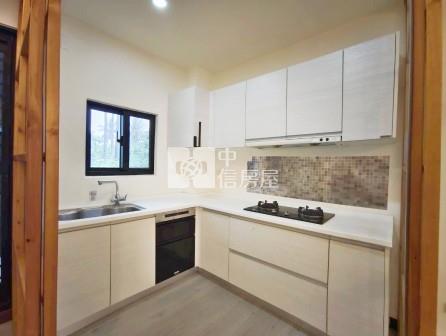 屏東房屋-長治輕屋齡孝親車墅房屋室內格局與周邊環境