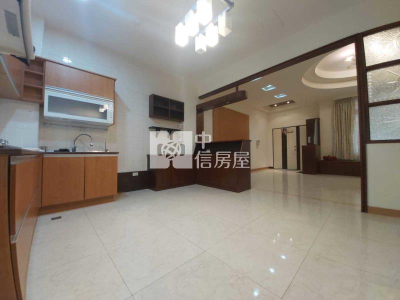 體育園區賀岡大別墅房屋室內格局與周邊環境