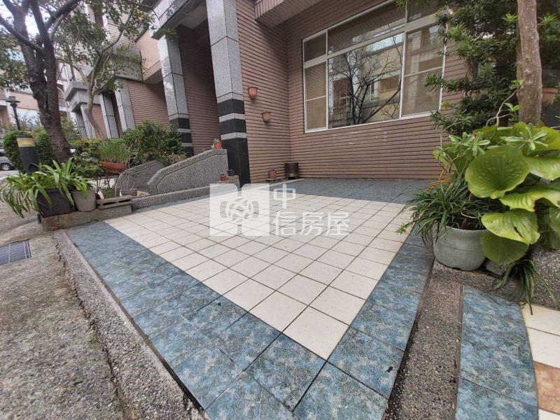 體育園區賀岡大別墅房屋室內格局與周邊環境