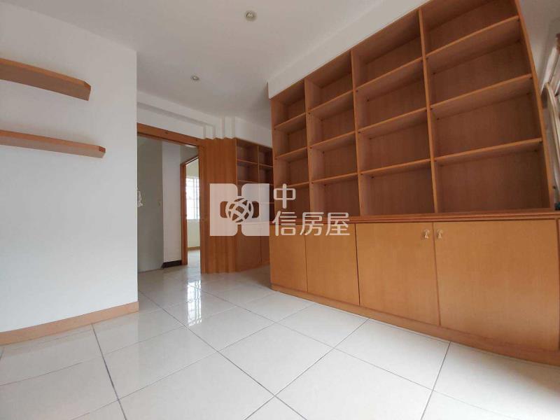 體育園區賀岡大別墅房屋室內格局與周邊環境