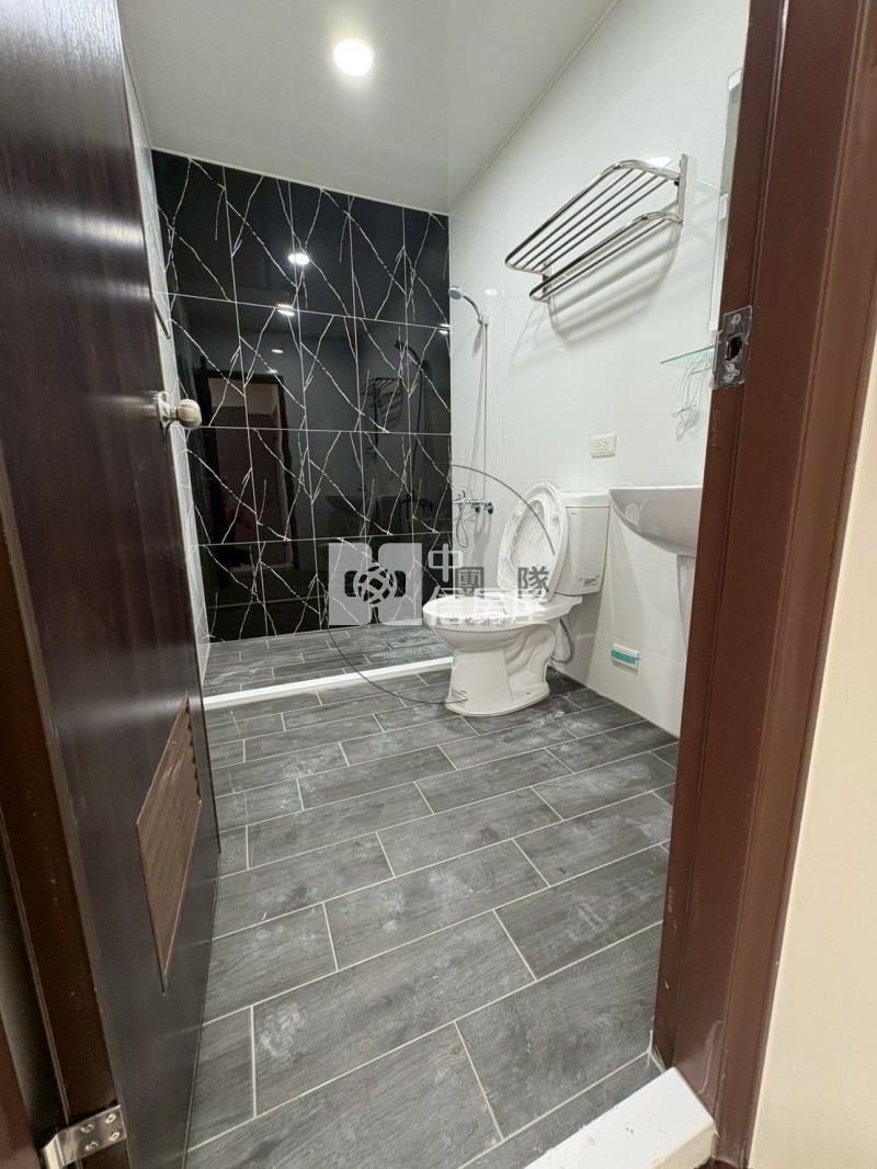 大湳商圈全新整理美透天房屋室內格局與周邊環境