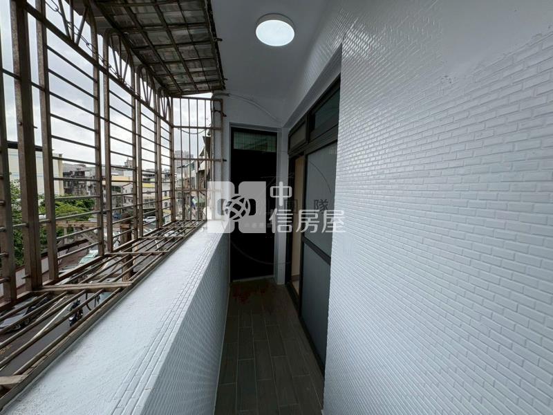 桃園國中旁整新頂加公寓房屋室內格局與周邊環境