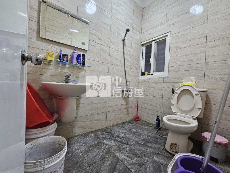 頭份培德新邨透天房屋室內格局與周邊環境