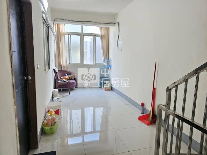 頭份培德新邨透天房屋室內格局與周邊環境