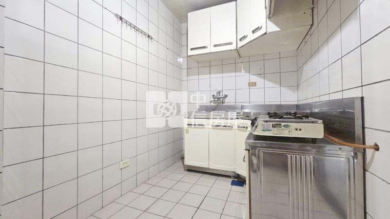 【新世紀】中壢區公所1+2樓店住房屋室內格局與周邊環境