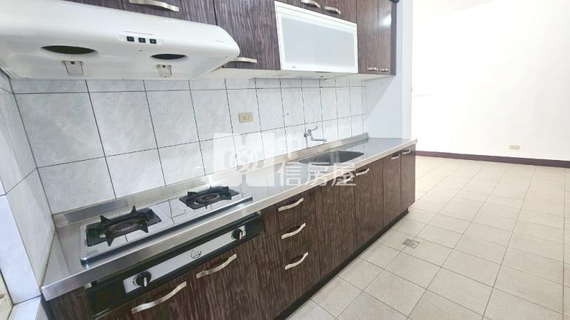 【新世紀】中壢區公所1+2樓店住房屋室內格局與周邊環境