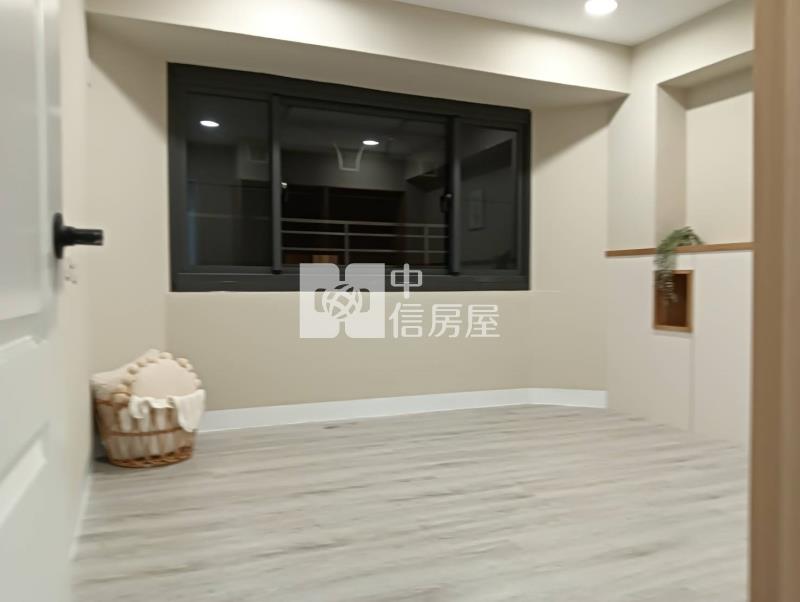 近:台積電楠梓車站華廈四房(租平車)房屋室內格局與周邊環境