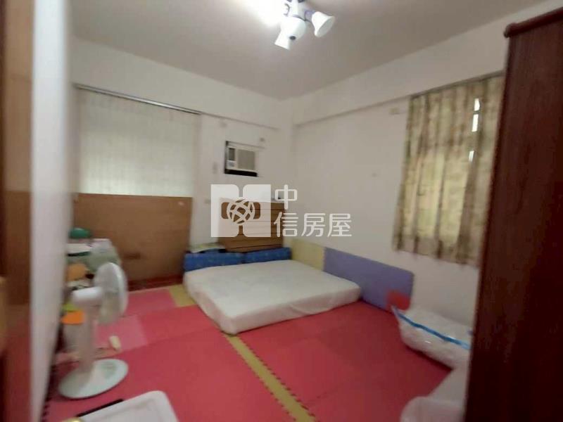 中壢後站雙車庫美別墅房屋室內格局與周邊環境