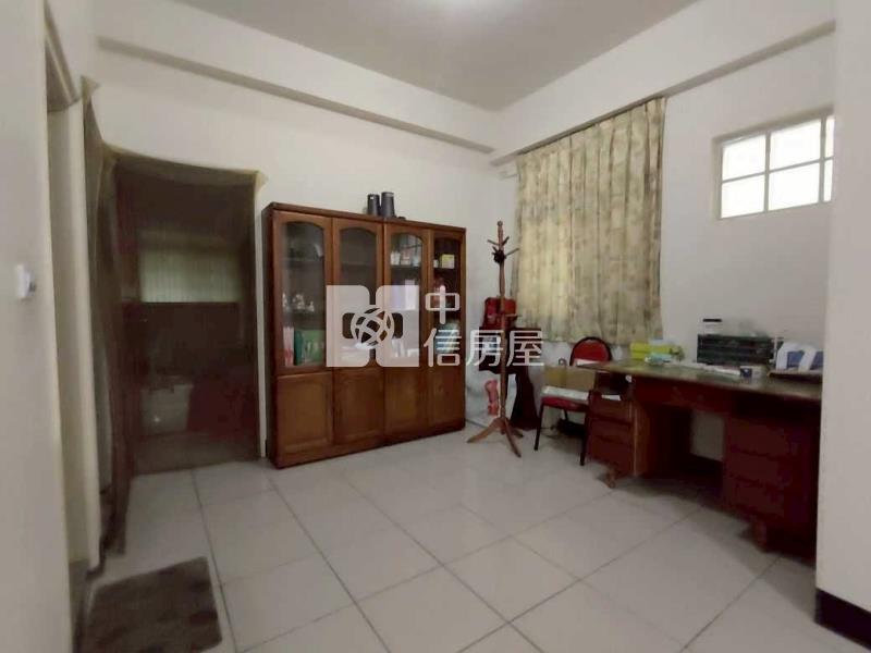 中壢後站雙車庫美別墅房屋室內格局與周邊環境