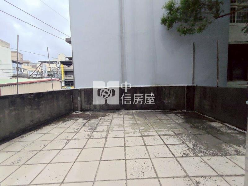 中壢後站雙車庫美別墅房屋室內格局與周邊環境