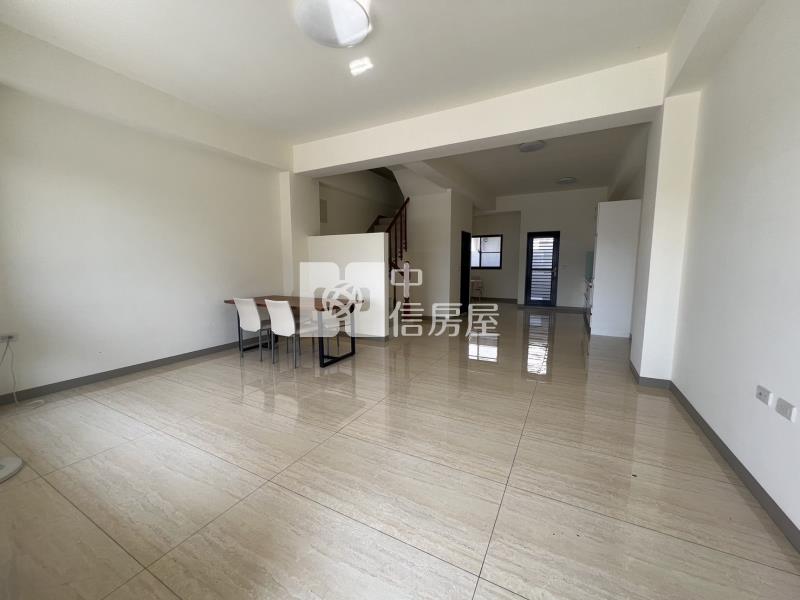 番子寮獨棟三車墅A3房屋室內格局與周邊環境