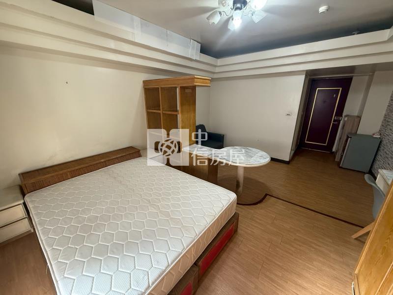 忠太園道福華名廈一房一廳附車位房屋室內格局與周邊環境