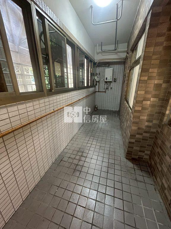 內壢陸光國宅大四房車(中信卓越團隊)房屋室內格局與周邊環境