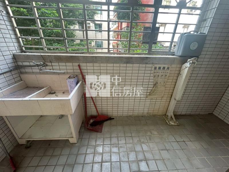 內壢陸光國宅大四房車(中信卓越團隊)房屋室內格局與周邊環境