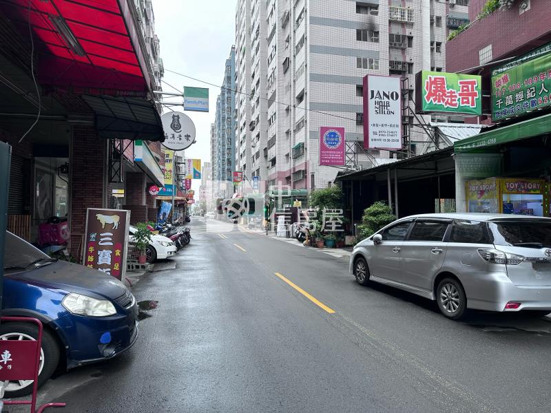 榮興商圈大面寬角透店房屋室內格局與周邊環境