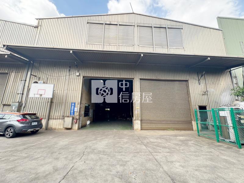 【新世紀】近新屋市區中興路工業地+合法挑高廠房房屋室內格局與周邊環境
