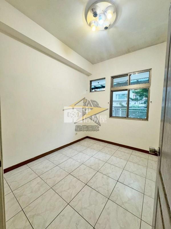 【星鑽】🌟星光市🌟大露臺面寬方正3房房屋室內格局與周邊環境