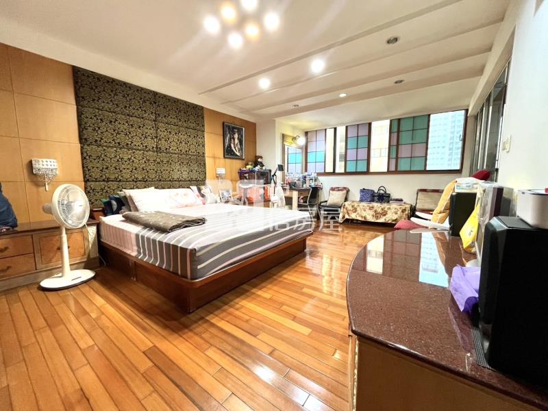 (寶璽公園爵邸)正五期文心森林公園寶璽公園爵邸房屋室內格局與周邊環境