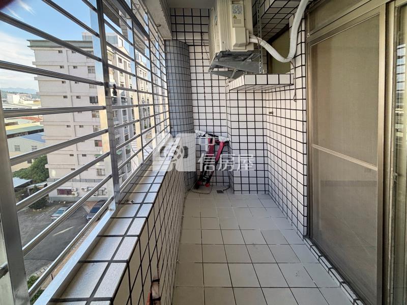 潭子英郡歐洲園林美三房房屋室內格局與周邊環境