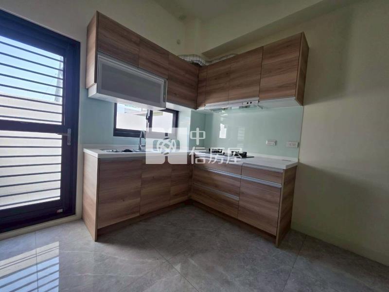 善化全新高品質電梯車墅-A房屋室內格局與周邊環境