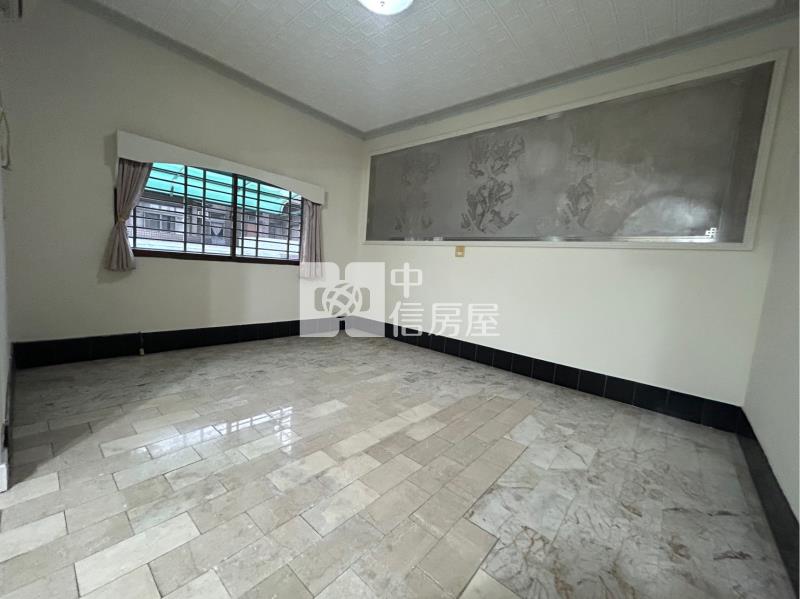 斗六鎮東國小旁大地坪雙車別墅房屋室內格局與周邊環境